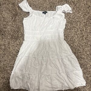 Trixxi Elegant White Sleeveless Dress